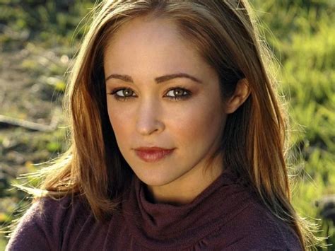 Autumn Reeser’s Measurements: Bra Size, Height, Weight and。